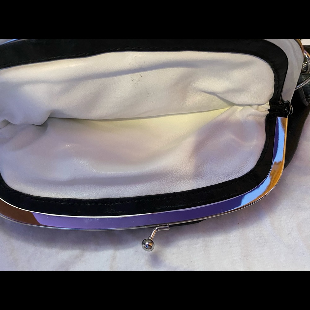 Handbag - Picture 4 of 4